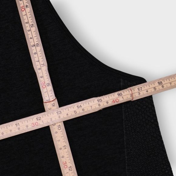 Athleta Seamless Caliber Tank Black Grey Womens Size Large Vented - Picture 7 of 11